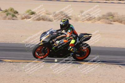 media/Dec-10-2023-SoCal Trackdays (Sun) [[0ce70f5433]]/Turn 9 Inside Set 2 (1115am)/